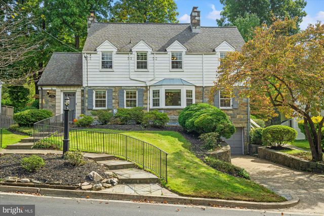 $1,595,000 | 4915 Fort Sumner Drive | Bethesda