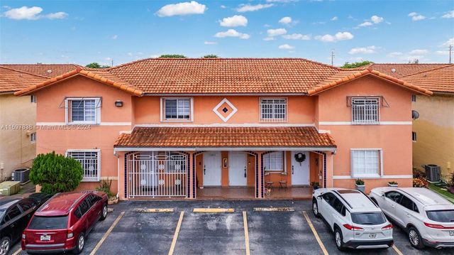 $2,300 | 10101 West Okeechobee Road, Unit 13202 | Hialeah Gardens