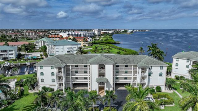 $799,000 | 1250 West Marion Avenue, Unit 222 | Fisherman's Village