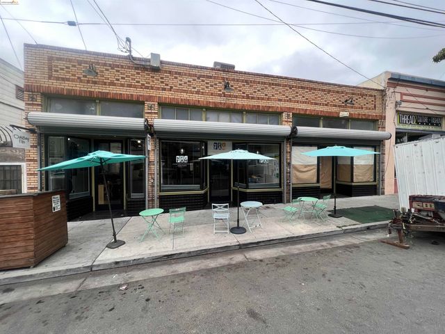 $795,000 | 5323 Fairfax Avenue | Fairfax Business