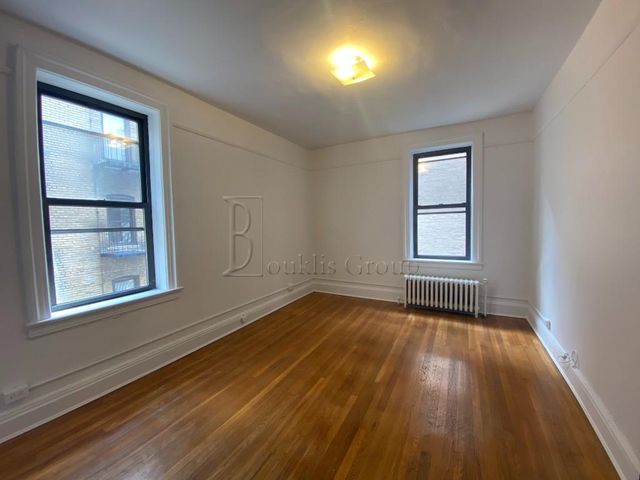 $2,004 | 28-15 34th Street, Unit 4C | Astoria