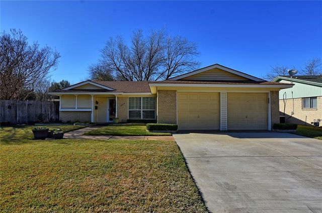 $305,000 | 1818 Santa Rosa Court | Grand Prairie