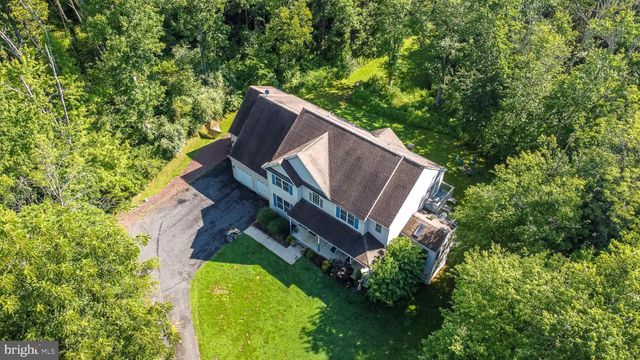 $899,900 | 3383 Greenwood Drive | Springfield Township - Bucks County