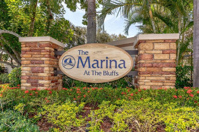 $465,000 | 801 Seafarer Circle, Unit 305 | The Bluffs