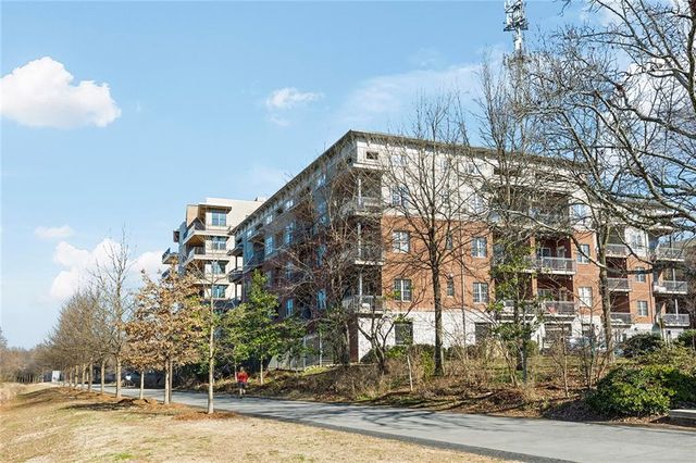 $2,400 | 680 Greenwood Avenue Northeast, Unit 309 | Virginia Highland