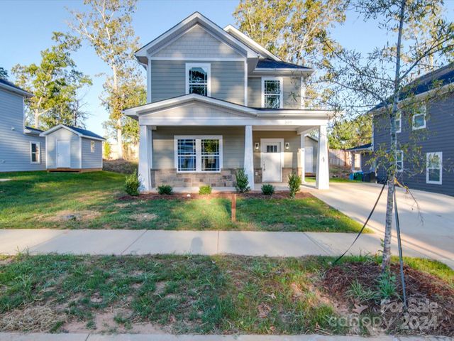 $350,000 | 558 Geneva Circle | North Belmont