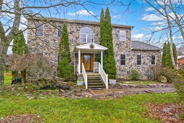 $279,900 | 1400 Swede Hill Road | Hempfield Township