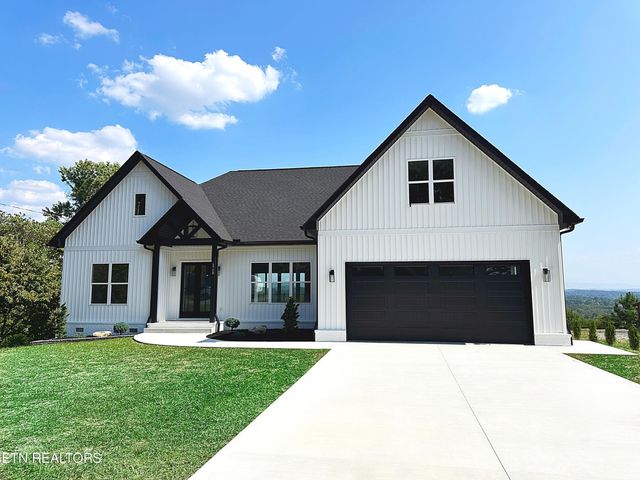 $789,900 | 6908 Terry Drive | John Sevier