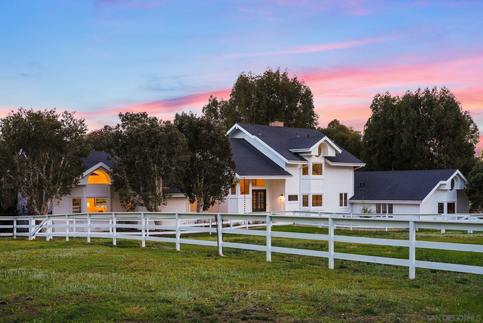 a house view with a outdoor space