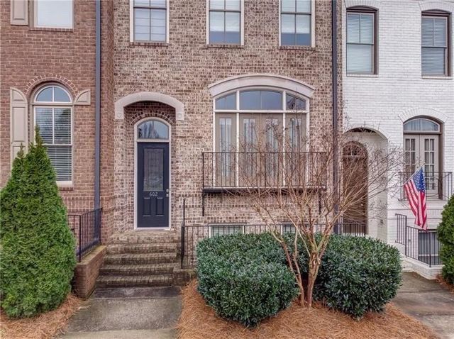 $2,600 | 602 Village Park Drive, Unit 4