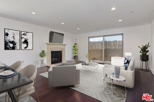 $1,099,000 | 1417 South Westgate Avenue, Unit 205 | West Los Angeles