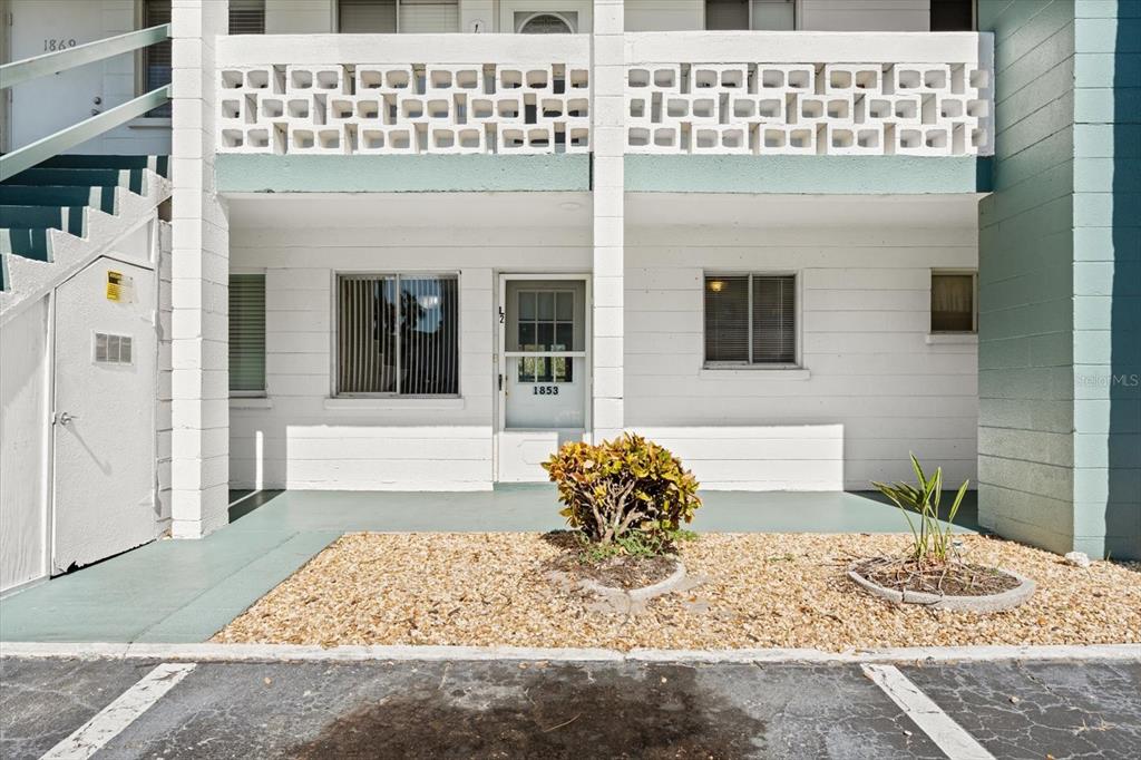 a view of a entryway of the house