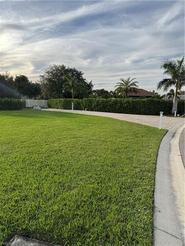 $225,000 | 13424 Golden Palms Circle | Lehigh Acres