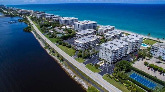 $549,000 | 3200 South Ocean Boulevard, Unit D101 | South Palm Beach - Palm Beach