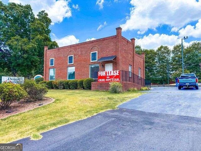 $1,700 | 1922 Highway 74 | Tyrone