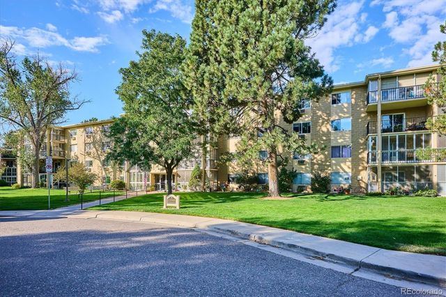 $220,000 | 13500 East Cornell Avenue, Unit 302 | Heather Gardens