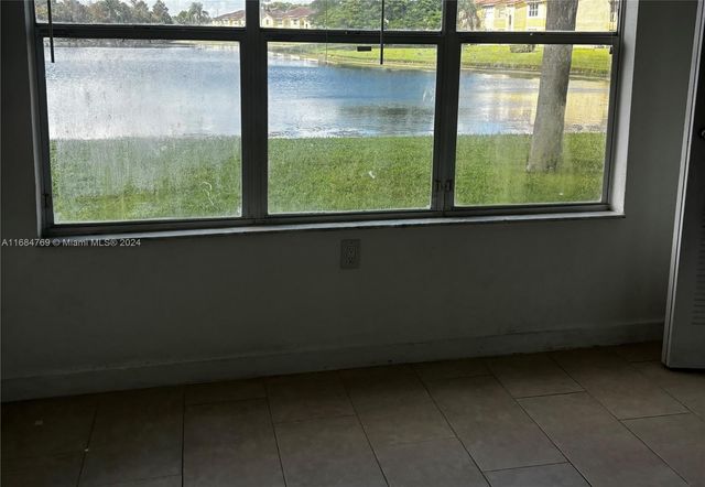 $1,900 | 731 Vista Isles Drive, Unit 1513 | Plantation Acres