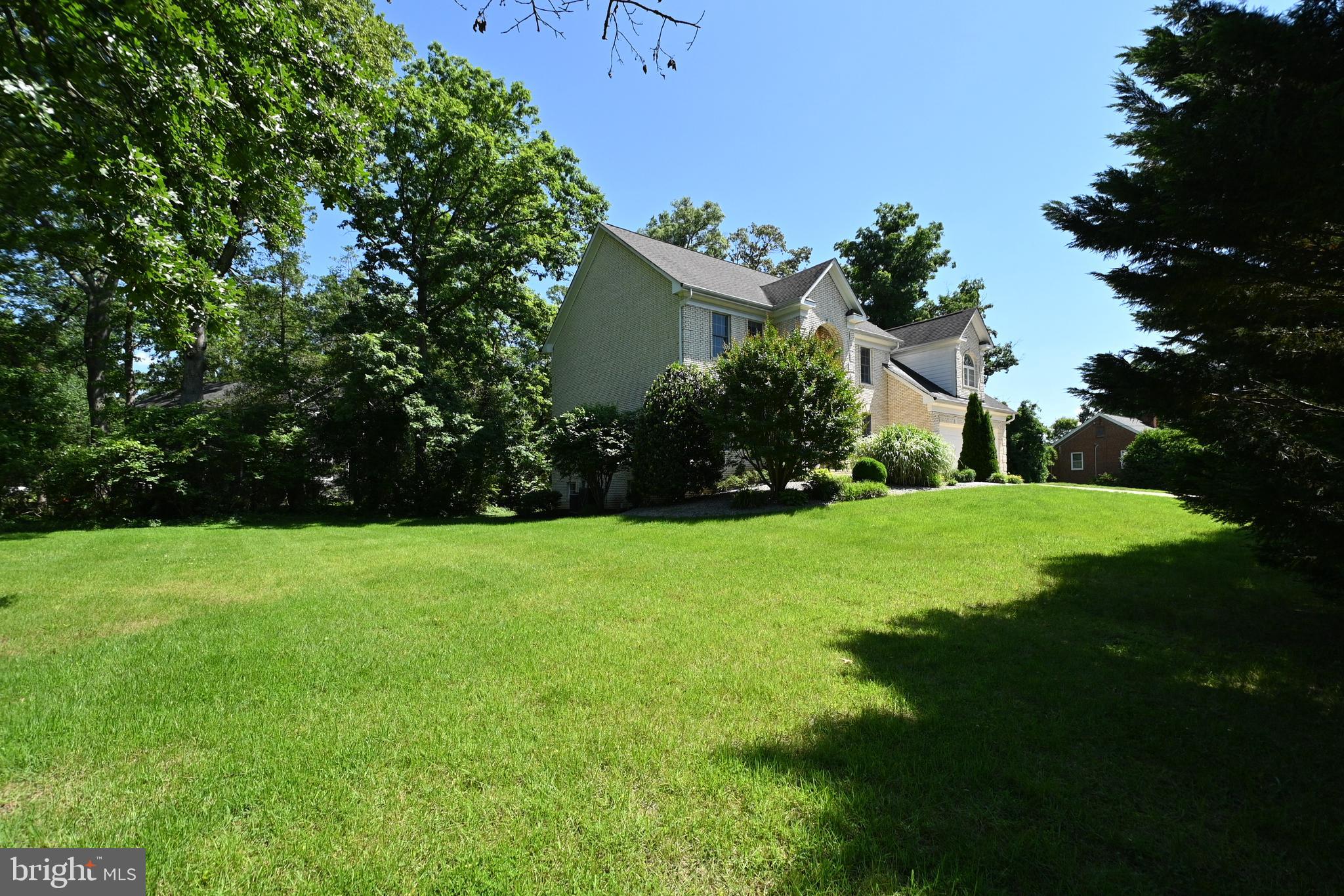 a view of a grassy field