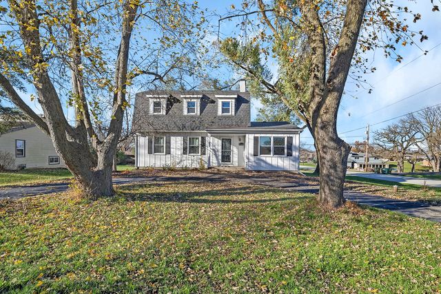 $364,000 | 22940 West Essex Drive | Channahon