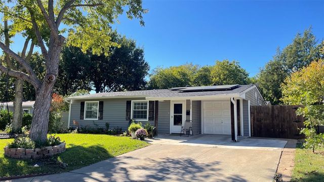 $465,000 | 12711 Wilmington Drive | Central Farmers Branch