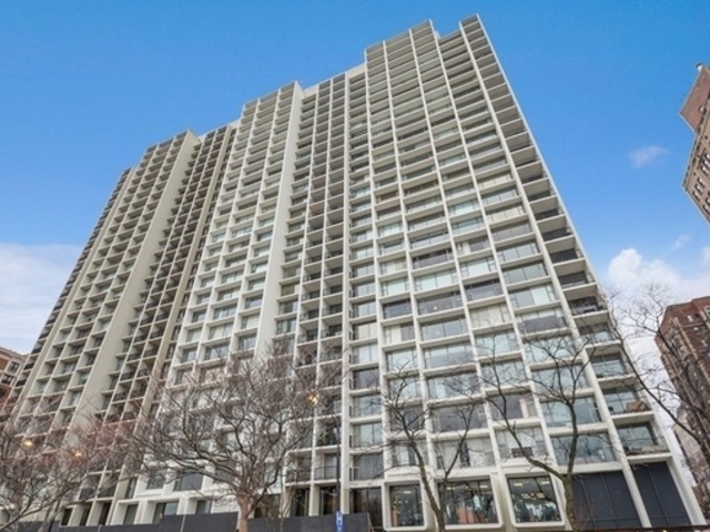 3200 N Lake Shore Dr in Chicago, IL | Compass