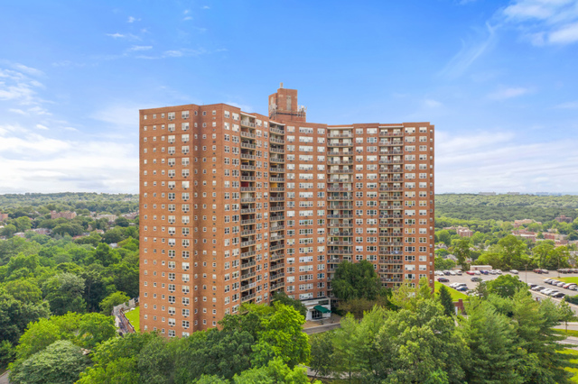 Skyview On The Hudson at 5900 Arlington Ave - Bronx, NY | Compass