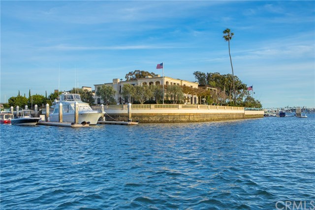 Explore 18 Harbor Island, Newport Beach: A Traveler's Paradise