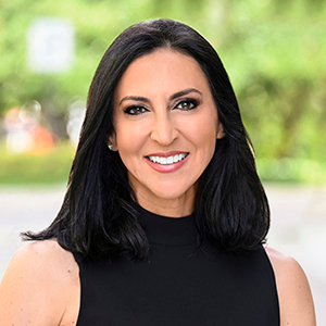 Headshot of Jessica Edenbaum