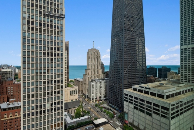 800 N Michigan Ave in Chicago, IL | Compass