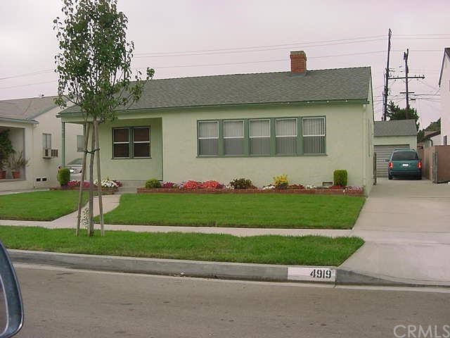 SUPER CURB APPEAL, WELL-MANICURED, LUSH LAWN WITH SPRINKLER SYSTEM. TWO CAR GARAGE AND LONG DRIVEWAY ALONG WITH THE STREET PROVIDES ADDITIONAL PARKING FOR GUESTS.