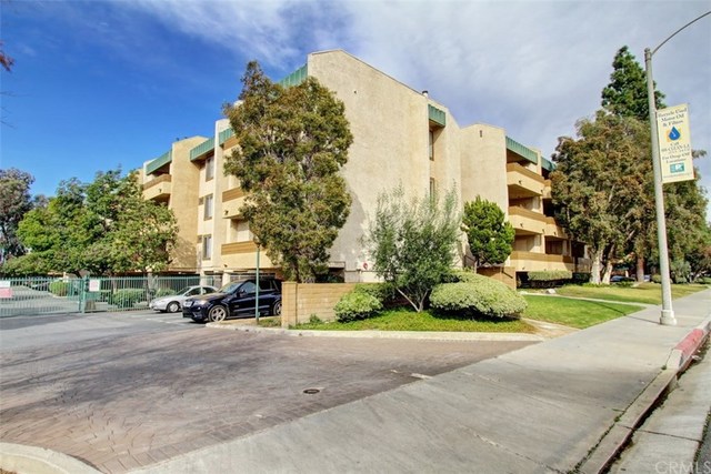 12121 Centralia Street, Unit 208, Lakewood, CA 90715 | Compass