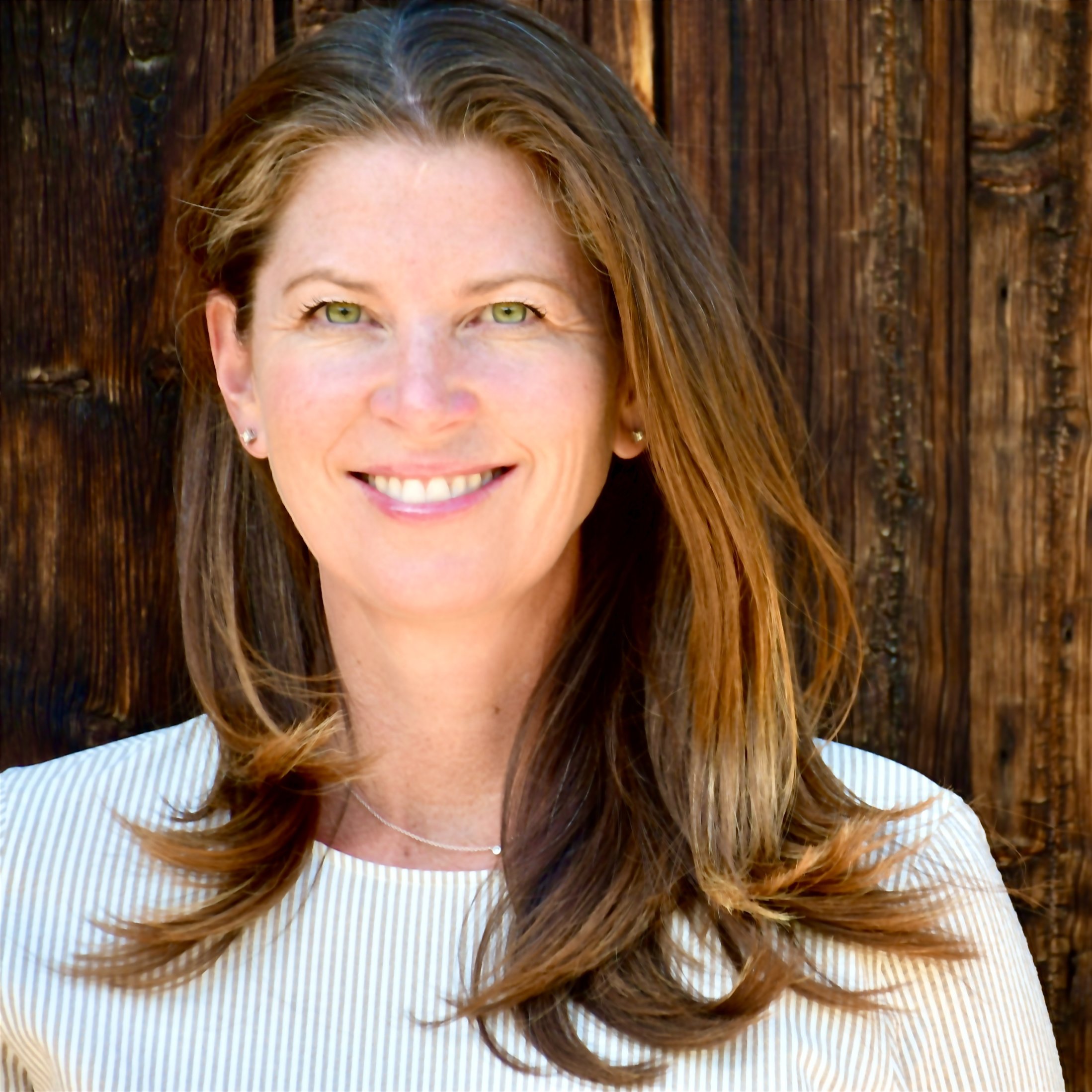 Headshot of Suzanne Kennedy